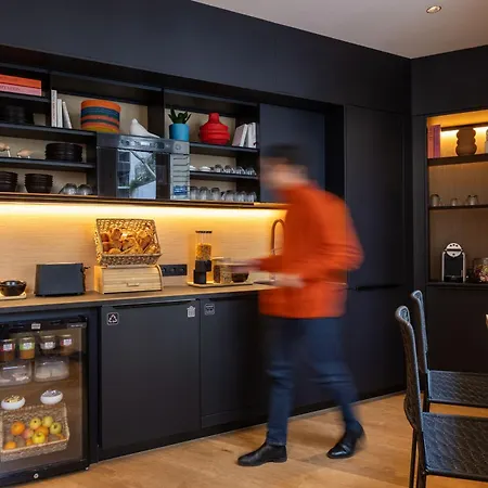 쾨르너 에펠 파리