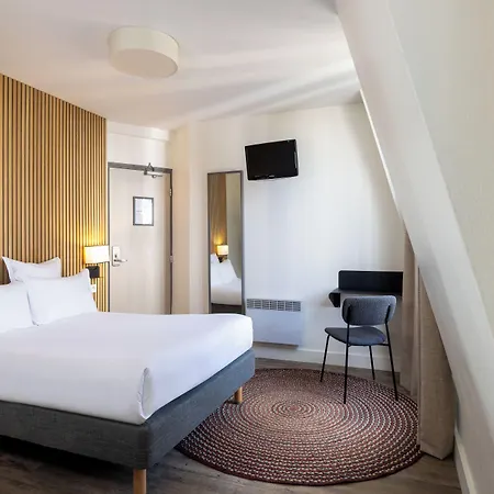 Korner Eiffel Hotel
