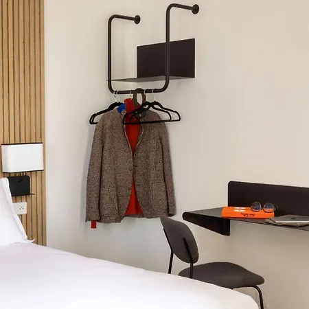 Korner Eiffel Hotel París