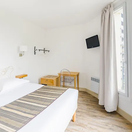 Korner Eiffel Otel 3*