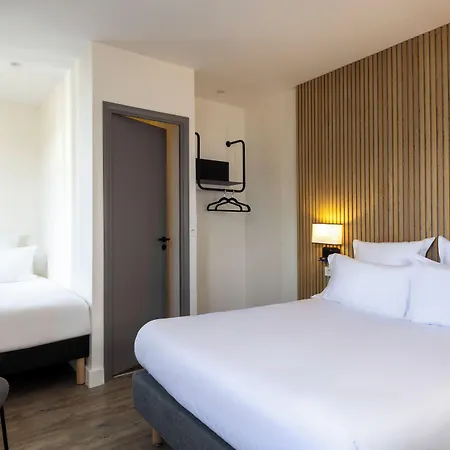 Korner Eiffel Hotel 3*