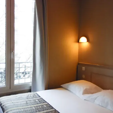 Korner Eiffel 3* Paříž