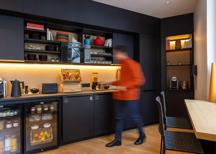 Korner Eiffel Parigi