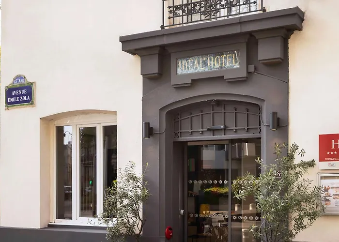 コーナー エッフェル ホテル