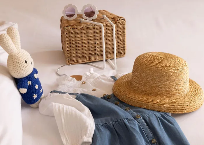 コーナー エッフェル ホテル 3*