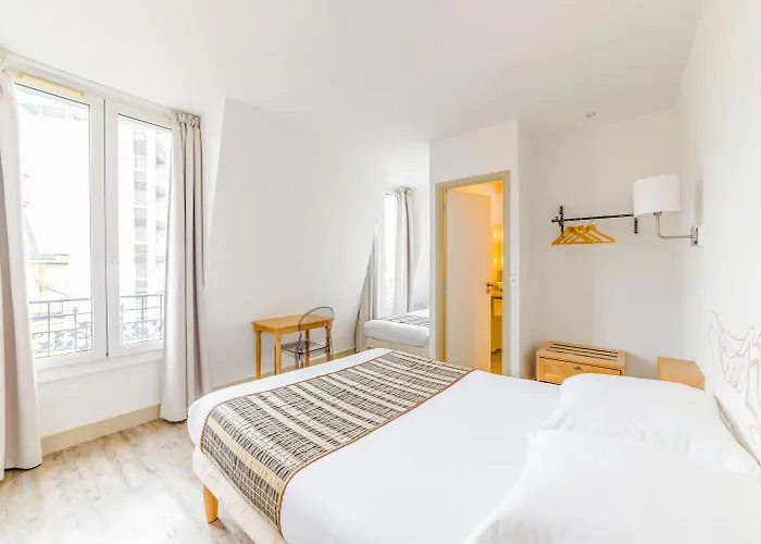 Hotel Korner Eiffel 3*