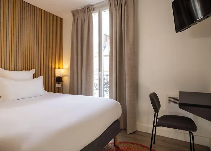 Hotel Korner Eiffel 3*