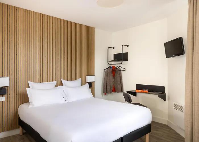 Hotel Korner Eiffel 3*