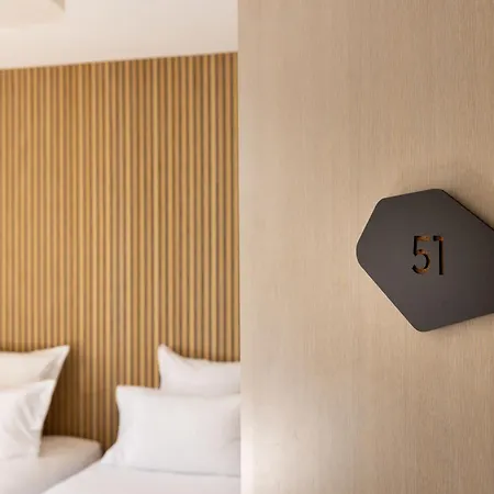 Hotel Korner Eiffel 3*
